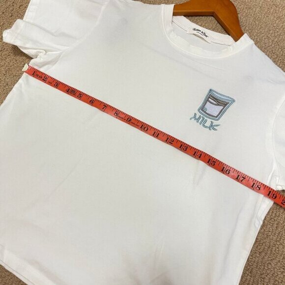 Embroidered Milk Graphic Tee White – S - Picture 10 of 11